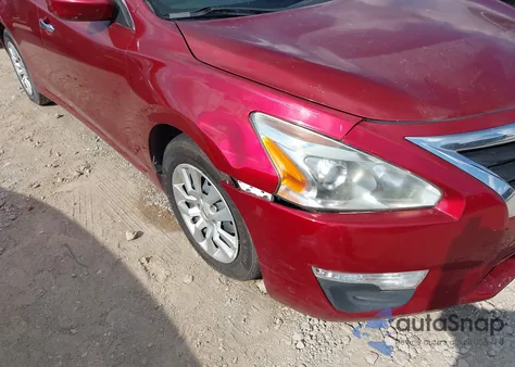 2013 Nissan Altima 2.5 S z USA, uszkodzony, nr VIN 1N4AL3AP3DC128090